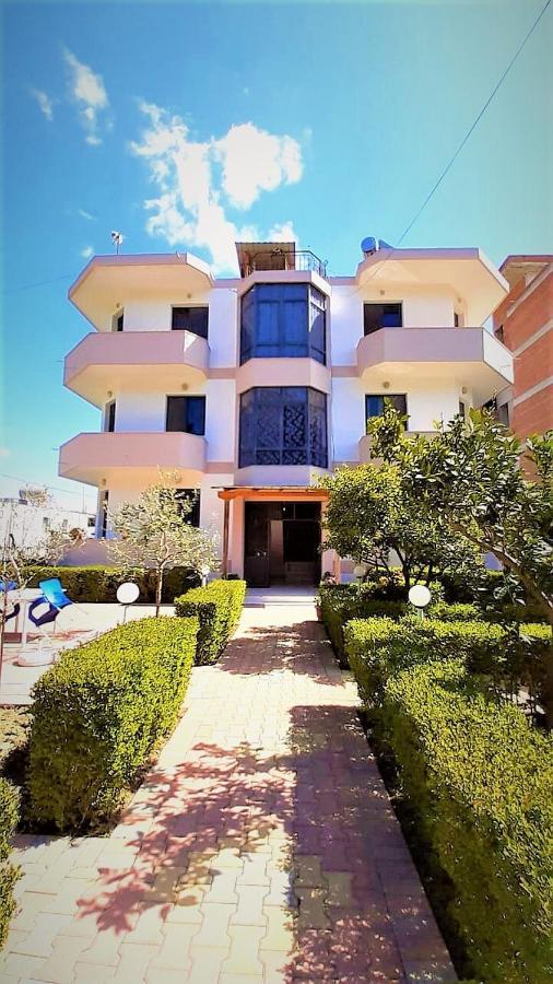 Flamuri Apartment *